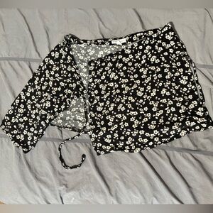 Aeropostale wrap skirt. Size S!